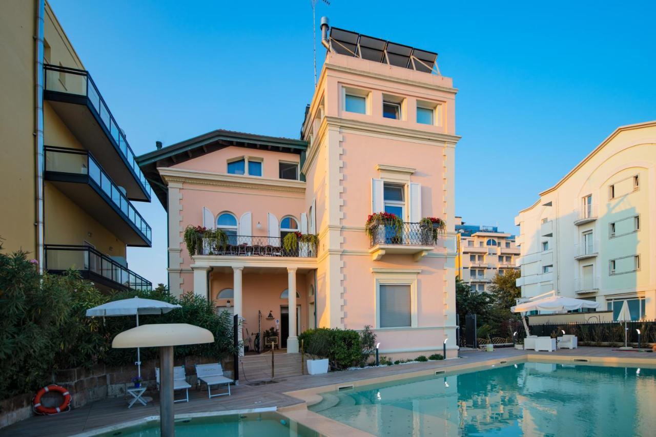 Villa Fiorita Каттоліка Екстер'єр фото